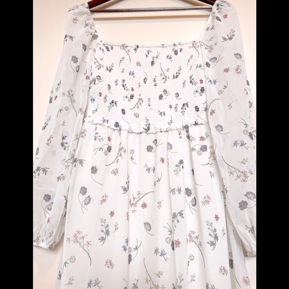 Aritzia White Floral Midi Dress with Puff Sleeves - Picture 11 of 14
